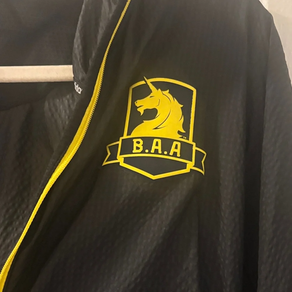 Adidas BAA Running Jacket - Picture 3 of 6